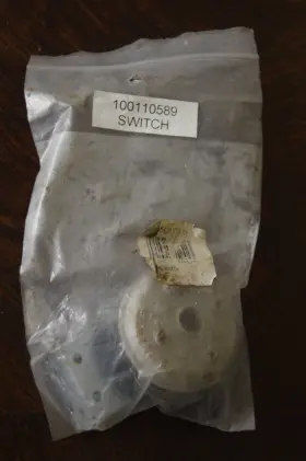100110589 A.o. Smith New And Air Pressure Switch