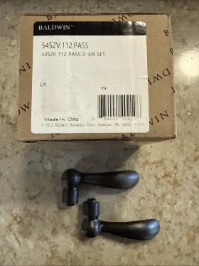 5452v112pass Baldwin Venetian Bronze Estate Beavertail Lever Set