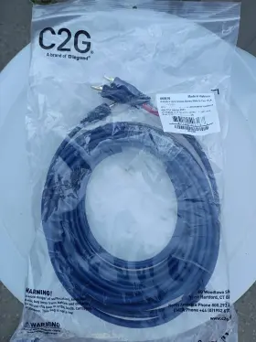 40616 C2g 25ft Velocityandtrade One 3.5mm Stereo Male To Two Rca Y