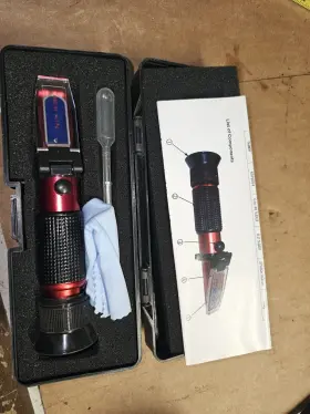 4919554 Cummins Hand Held Visual Refractometer Def% Model