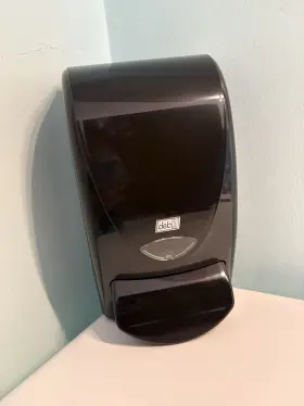 91128 Cussing Cups Deb Curve Soap Dispenser - Black