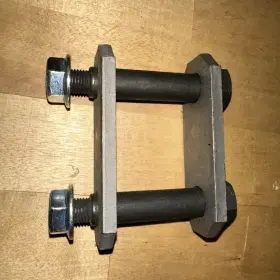 018-020-05 Dexter Axle 01802005 Shackle Link Short Black 2.25 Hole