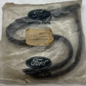 Edtz-1021449a Ford New 80-86 Bronco F100-f350 Lh Vent Window Weather Strip Edtz-1021449 Skua22