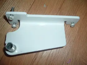 Wr13x10628 Ge Lighting Refrigerator Lower Hinge And Pin Assembly Cream Color With Screws