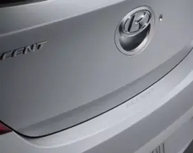 J0f28-au002 Hyundai Accessories Genuine Bumper Trim