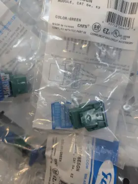 Ic1078e5-gn Icc Ic1078e5gn Quanity Of 50 Loose Cat 5e Ez Modular Connector Green Jacks