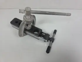 437-fb Imperial Mfg. 37 Degree Flaring Tool For 3/16 1/4 5/16 3/8 1/2 And 5/8 In