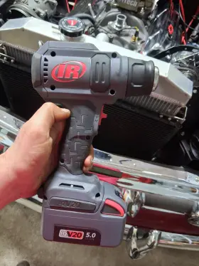 H3111-iqv20 Ingersoll Rand H3111 Iqv20 20v Cordless Heat Gun Kit 2 Batteries And Charger
