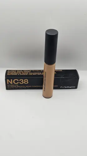 I0142162 Mac Studio Fix 24-hour Smooth Wear Concealer - Nc38 Makeup