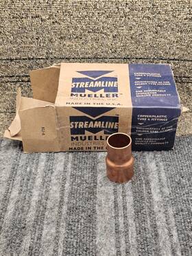 Mueller Industries W01056 Qty 10 Wrot Copper Reducing Couplings 1-1/4 Inch Cup X 1