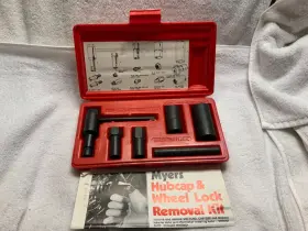 02-703 Myers Hubcap And Wheel Lock Reval Kit Usa With Paperwork