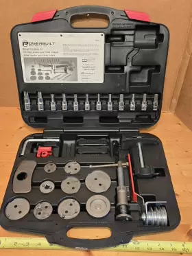 648622 Powerbuilt Master Disc Brake Set - Missing The 3 Wrenches See Photos