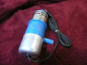 07201 Pyroil Master Specialty Co. Sure Start Tank Type 850w Vertical Engine Heater