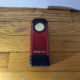 Ecspe102 Snap-on Tools Used Red 1100 Lumen Active Cooling Pocket Light