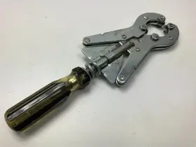 31500-u9 Spark Used Tool #9 - Lisle 31500 Muffler Exhaust Cutter 1-3/8 Inch -2-1/2 Pipe
