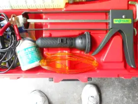 414500 Spot Gun A/c Ultra-violet Leak Test Kit By For R134 Systems. Model #414500 Used