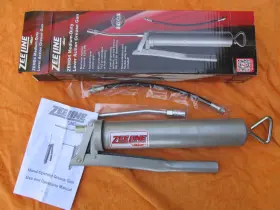 Zemd4 Zeeline By Milton - 6 000 Psi Medium-duty Lever Action Grease Gun