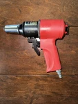 Huck Manufacturing AK-175A Air Power Riveter Nice!! Used. Price: $120.00.