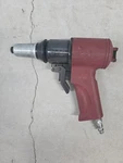 Huck Manufacturing AK-175A Air Power Riveter Nice!! Used. Price: $175.00.