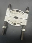 Mac Tools Usa BS-951 Large Heavy Duty 6" Gear Puller Bearing Separator Plate Used. Price: $199.99.