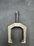 Cal-van Tools 186 Pitman Arm Puller Used. Price: $24.99.