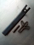 K-d Tools No. 912 Valve Spring Compressor And 2286 Pulley Puller Lot 1054 Used. Price: $40.00.